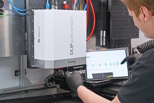 25-05-PM-Fraunhofer-IWS-50000-Laser-Akustik-Monitoring-Bild-01.jpg
