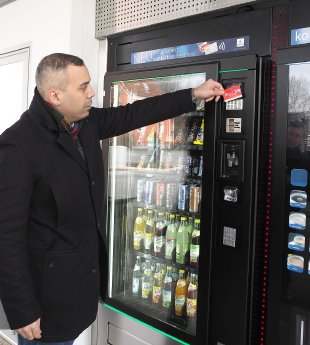 Feig_Vending_©FEIG.jpg