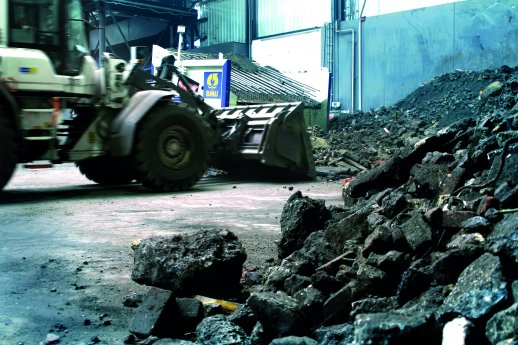 pressebild-press-image-siebanlagen-bodenrecycling-screening-plants-soil-recycling-bauer-res.jpg