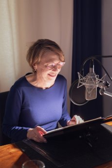 240417_Elke Büdenbender liest_Hörbücher Initiative Klischeefrei.jpg